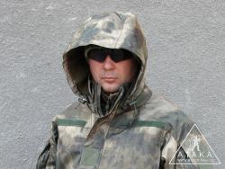 Капюшон с тремя регулировками по лицу и охвату головы